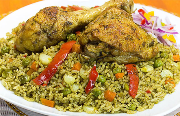 Arroz con pollo peruano